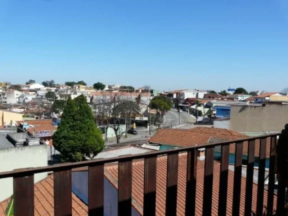 Imagem ???? Sobrado Amplo com Estilo Clássico - 4 Quartos, Suíte com Banheira e Muito Espaço!