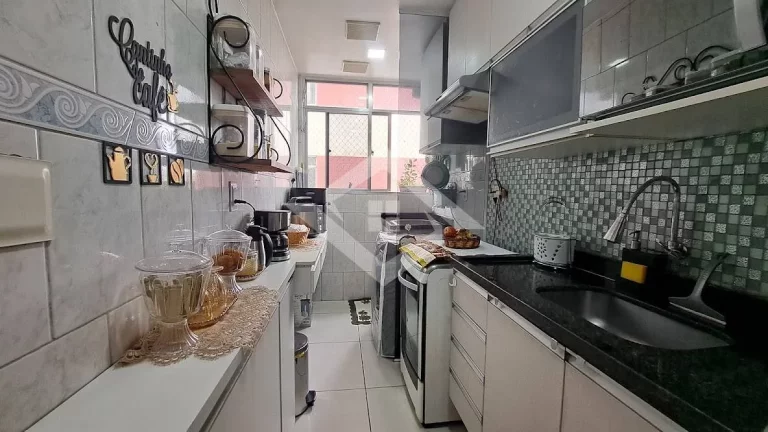 Imagem Apartamento- Varanda- 2 quartos- 51m²- Cascadura