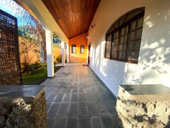 Imagem Linda casa à venda no bairro Canto do Morro- Iguape/SP