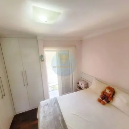 Imagem Casa 2 Dorms com Quintal privativo e teto retrátil