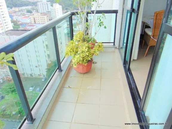 Imagem Pitangueiras - Cobertura duplex - Uma quadra da praia - 03 vagas.