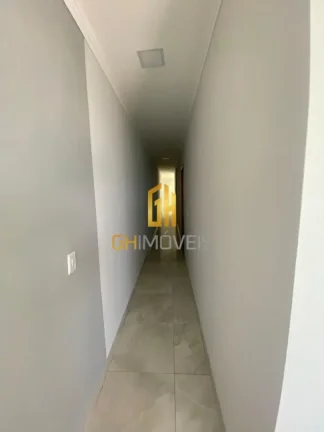 Imagem Casa com 3 quartos no Vila Oliveira, em terreno com 198m² com 123m² de área construída possui:- ...