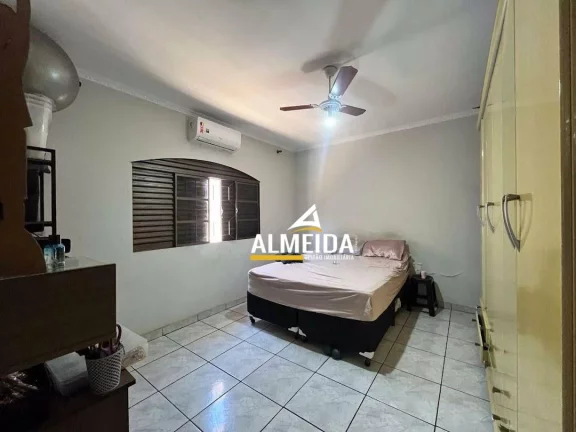 Imagem Casa com 2 dormitórios à venda, 120 m² por R$ 400.000,00 - Jardim Floridiana - Rio Claro/SP