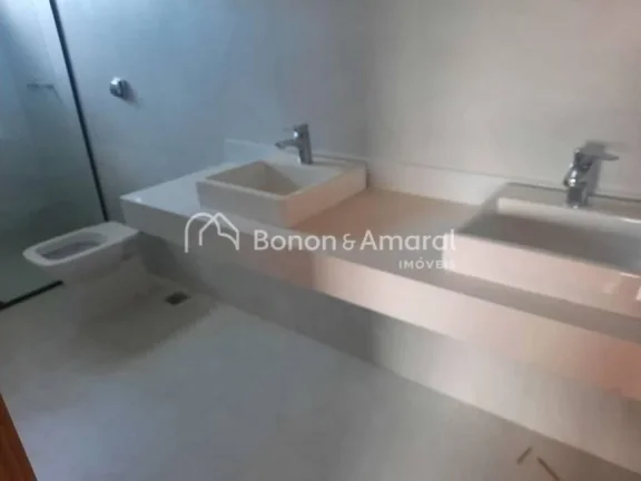 Imagem Maravilhoso sobrado com excelente acabamento no Condomínio Figueira Branca, Betel, Paulínia.

Cont...