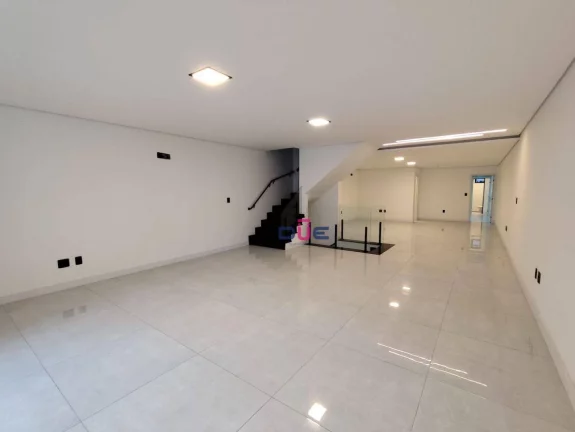 Imagem Sobreposta duplex com piscina e vista mar. 280 m² no Embaré