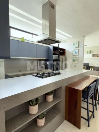 Imagem Casa à venda no Iate Clube com 3 suítes, uma com closet, gourmet, PETROLINA - PE