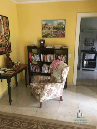 Imagem Alphaville 8 Casa de 380m² com 4 Dorms sendo 1 Suíte e 4 Vagas de Garagem