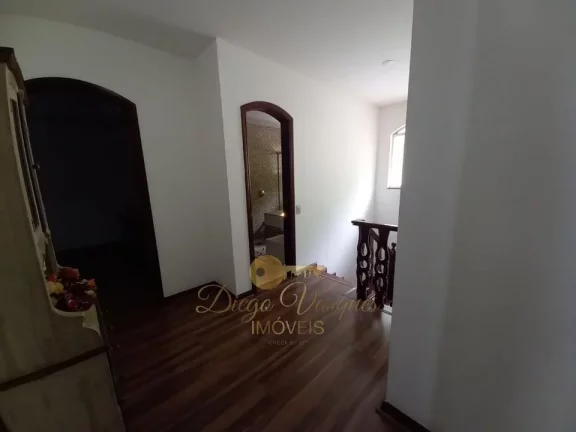 Imagem Casa para Venda em Teresópolis / RJ no bairro Várzea