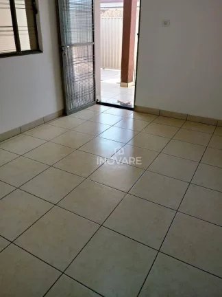 Imagem Casa com 3 dormitórios à venda, 324 m² por R$ 420.000,00 - Centro - Itumbiara/GO