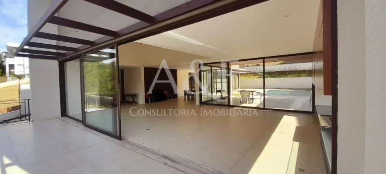 Imagem CONDOMÍNIO PORTO ATIBAIA. CASA DE CINEMA 5 SUITES ALTO PADRÃO