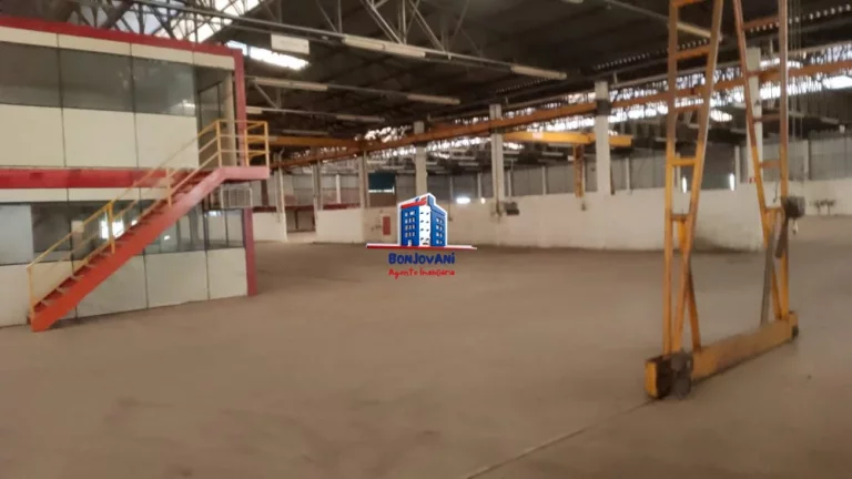 Imagem Barracão p/ Locação no Distrito Industrial