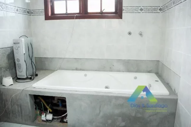 Imagem LINDO SOBRADO NO CONDOMINIO FECHADO EM DIADEMA