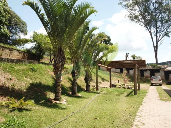 Imagem Aluga-se Chácara Ampla em Atibaia com 4.500 m² de Terreno