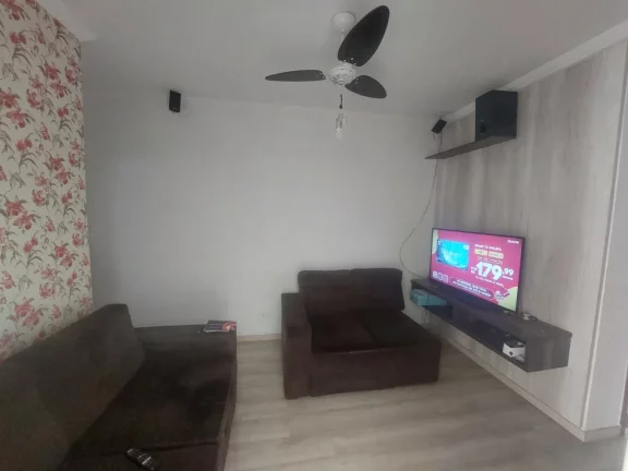 Imagem Casa Usada para Venda, Ouro Verde I, 3 dormitórios, 1 suíte, 2 banheiros, 1 vaga