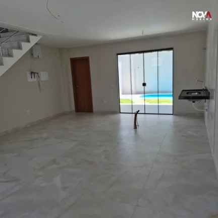 Imagem Sabe aquela casa que parece ter saído de um sonho de fim de semana perfeito? Pois é, ela existe! E...
