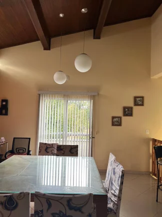 Imagem Casa sobrado no Residencial das Ilhas em Bragança Paulista!
