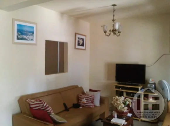 Imagem Casa com 2 pavimentos à venda, 5 quartos (1 suíte) no bairro da tamarineira, Recife-PE.