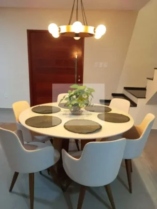 Imagem Vendo Casa, Porteira Fechada, em Condomínio Fechado com 300m², 5 quartos, s/ 2 suítes e 4 vagas