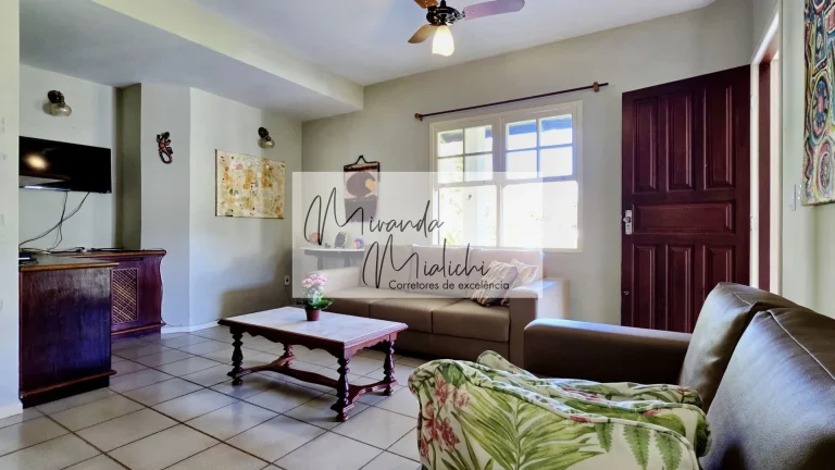 Imagem Casa no condomínio Antares Club Residence para venda com 4 quartos, sendo 2 suítes, 203m²