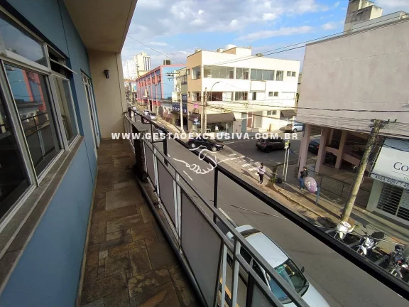 Imagem SOBRADO CENTRO ITATIBA SALÃO COMERCIAL e 4 DORM 464m² ÁREA ÚTIL