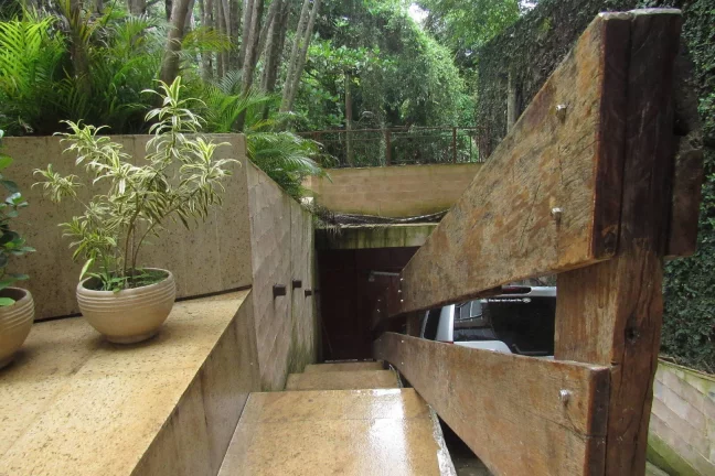 Imagem CASA À VENDA 1.266M² EXCELENTE DE ALTO PADRÃO NO ALTO GÁVEA - RJ