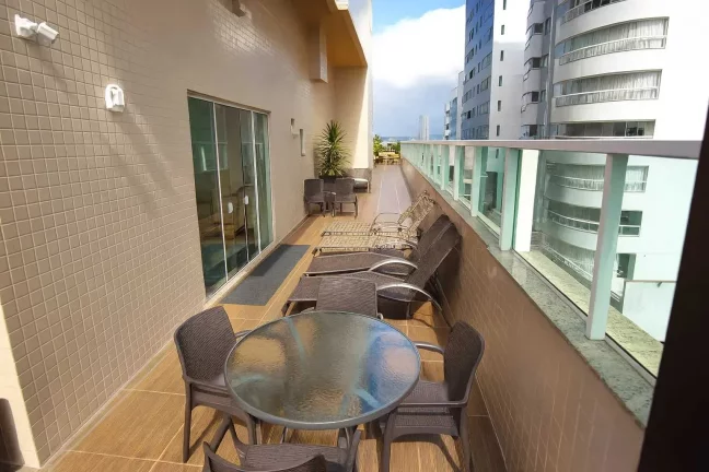 Imagem Apartamento com localização privilegiada! 2 suítes e 1 vaga dupla no Centro de Balneário Camboriú