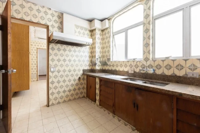 Imagem Apartamento Rua Rio de Janeiro, 3 quartos, 1 suite, 2 vagas, 220 m2
