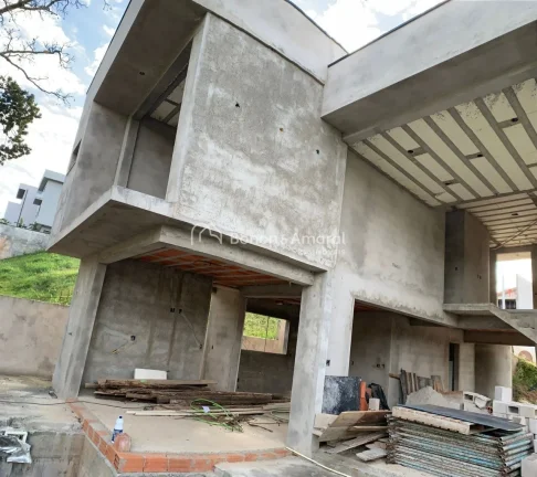 Imagem Sobrado em fase de construção, será entregue no estado em que se encontra. O terreno possui 300 m...