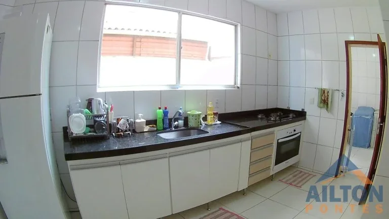Imagem Apartamento com 3 Quartos à Venda Frente p/ Mar na Praia do Morro - Guarapari/ES