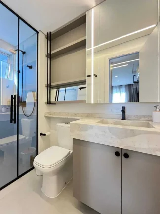 Imagem Apartamento mobiliado com 3 dormitórios sendo 1 suíte e 2 vagas de garagem em Balneário Camboriú