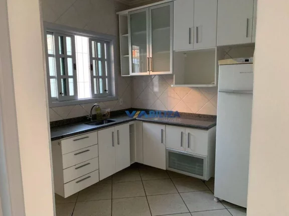 Imagem Casa com 3 dormitórios à venda, 190 m² por R$ 1.100.000,00 - Centro - Arujá/SP