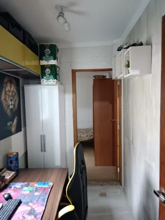 Imagem Sobrado à Venda em Santo André-SP, Bairro Casa Branca: 3 Quartos, 1 Suíte, 2 Banheiros, 2 Vagas e 120m² de Área