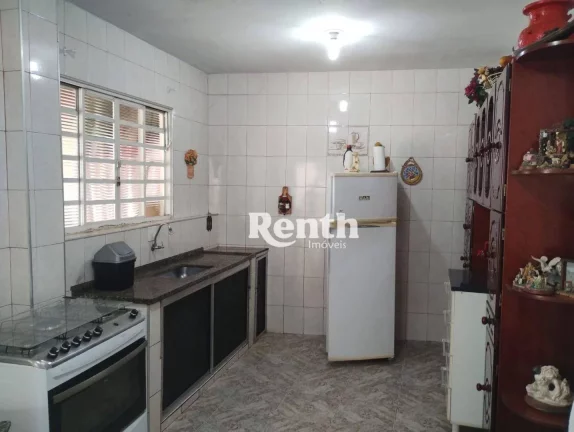 Imagem Casa com 2 dormitórios à venda, 106 m² por R$ 240.000 - Vila Aparecida - Rio Claro/SP