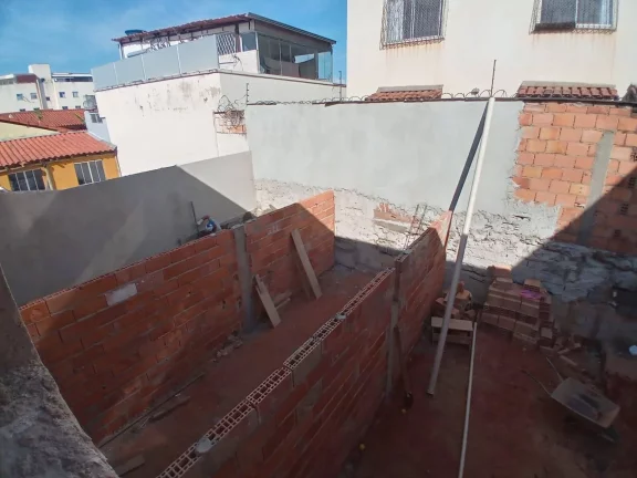 Imagem casa geminada 2 suítes 1 lavabo 2 vagas varanda