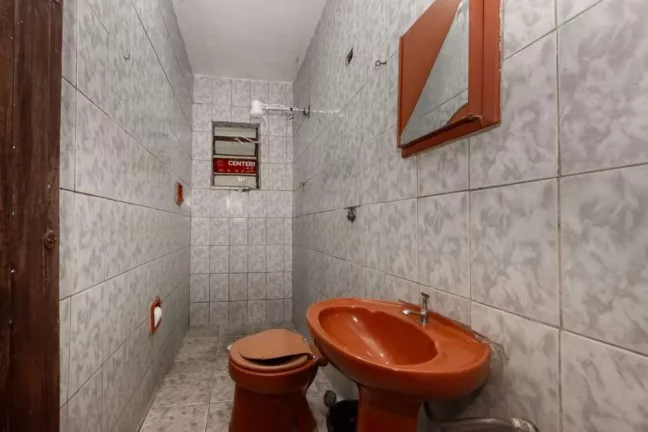 Imagem 2 Casas à venda com 2 vagas de garagem cobertas, despensa e quintal por R$400.000 - Vila Ayrosa-Osasco-SP