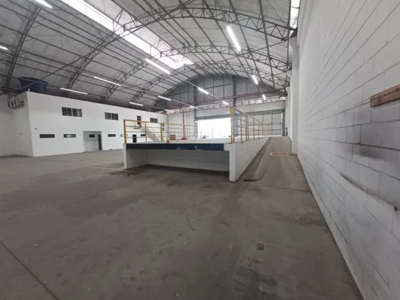 Imagem Galpão para alugar, 4000 m² por R$ 78.500,00/mês - Vila Sol Nascente - Suzano/SP