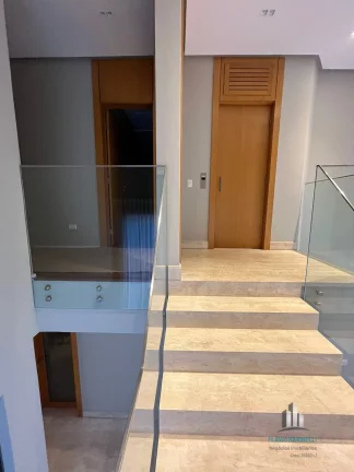 Imagem Villa Solaia Belíssima Casa de 575m² com 4 Suítes e 6 Vagas de Garagem