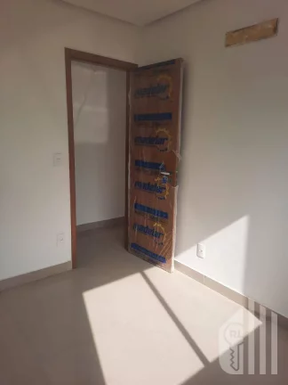 Imagem Apartamento PORTEIRA FECHADA com 3 dormitórios à venda por R$ 820.000 - Monte Castelo - Teresina/PI
