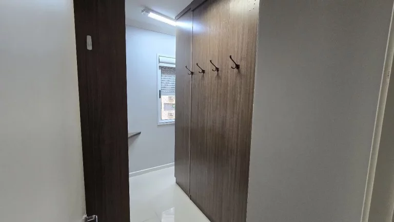 Imagem Apartamento com 2 quartos, 79m2, à venda em Porto Alegre, Santo Antônio
