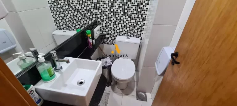 Imagem Barra Da Tijuca - Cond O2 Corporate - Vendo Maravilhosa Loja Triplex com 78m² totalmente reformada pronta para uso!