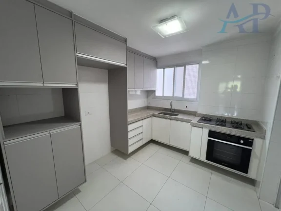 Imagem Apartamento no Canto do Forte em Praia Grande com 4 Dormitórios