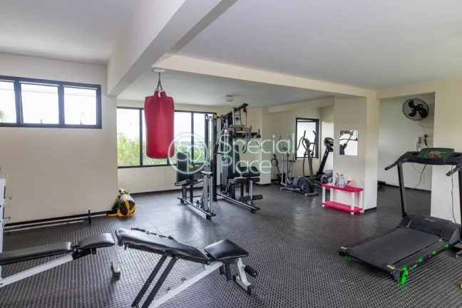 Imagem Apartamento Ideal para quem gosta de espaço, amplo, bem arejado com muita luz natural, 3 dorms, 3 s...