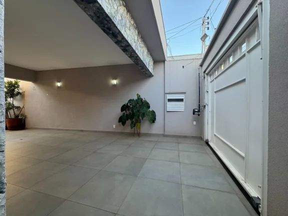 Imagem Casa tipo para venda em Centro com 3 quartos, sendo 3 suítes, 266m2