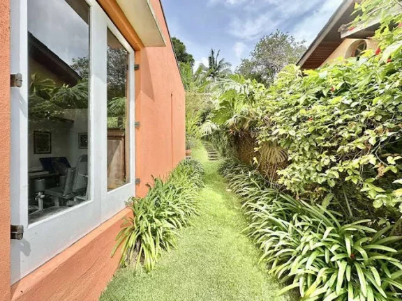Imagem Rua das Granjas (Miolo) - 4 dorm / 2 sts, linda vista!