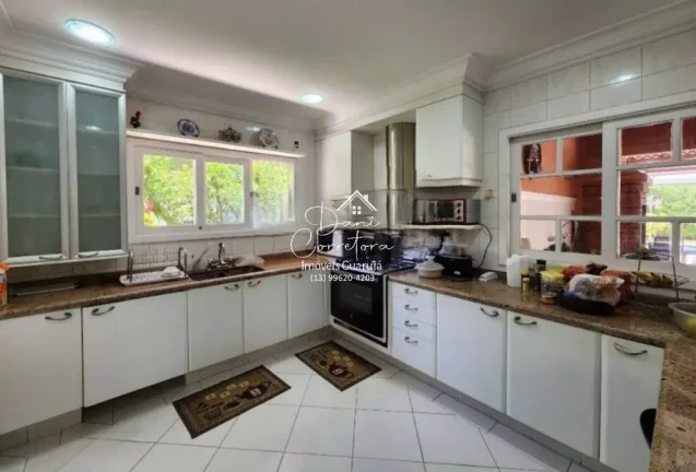 Imagem Imperdível casa em condomínio na Enseada, Guarujá-SP: 4 quartos, 4 suítes, 2 salas, 5 banheiros, 4 vagas, 350m².