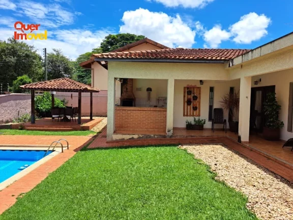 Imagem Casa à venda no Jardim Recreio, Ribeirão Preto-SP: 3 quartos, 3 suítes, 5 salas, 4 banheiros, 5 vagas, 450m². Quer Imóvel Negócios Imobiliários.