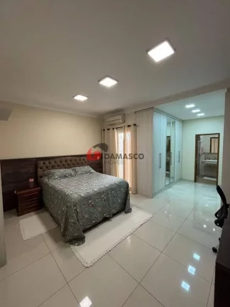 Imagem Casa Assobradada à Venda – Bairro Nova Gerty, São Caetano do Sul
