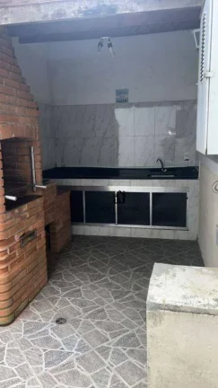Imagem Casa com 3 dormitórios sendo 1 suíte com sacada para alugar por R$ 3.397/mês - Condomínio Chácara Sonia - Sorocaba/SP