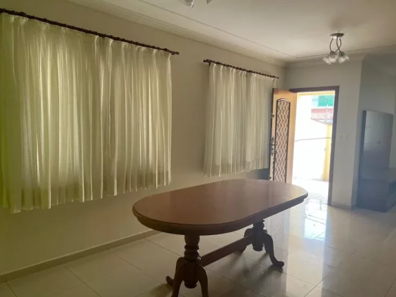 Imagem Sobrado com 3 dormitórios à venda, 170 m² por R$ 750.000,00 - Centro - Ferraz de Vasconcelos/SP