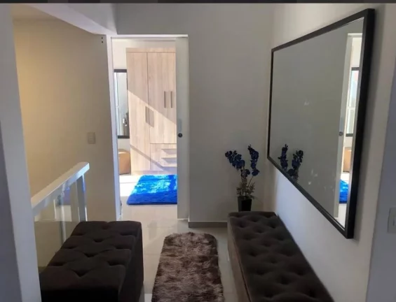 Imagem Sobrado no Cajuru - Condomínio Fechado - Triplex